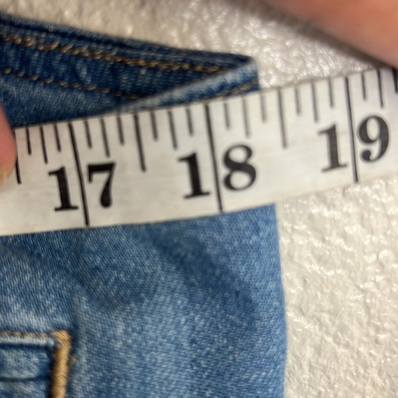 LEVI'S WOMEN OVERALLS SHORTS SIZE XL - Picture 12 of 14